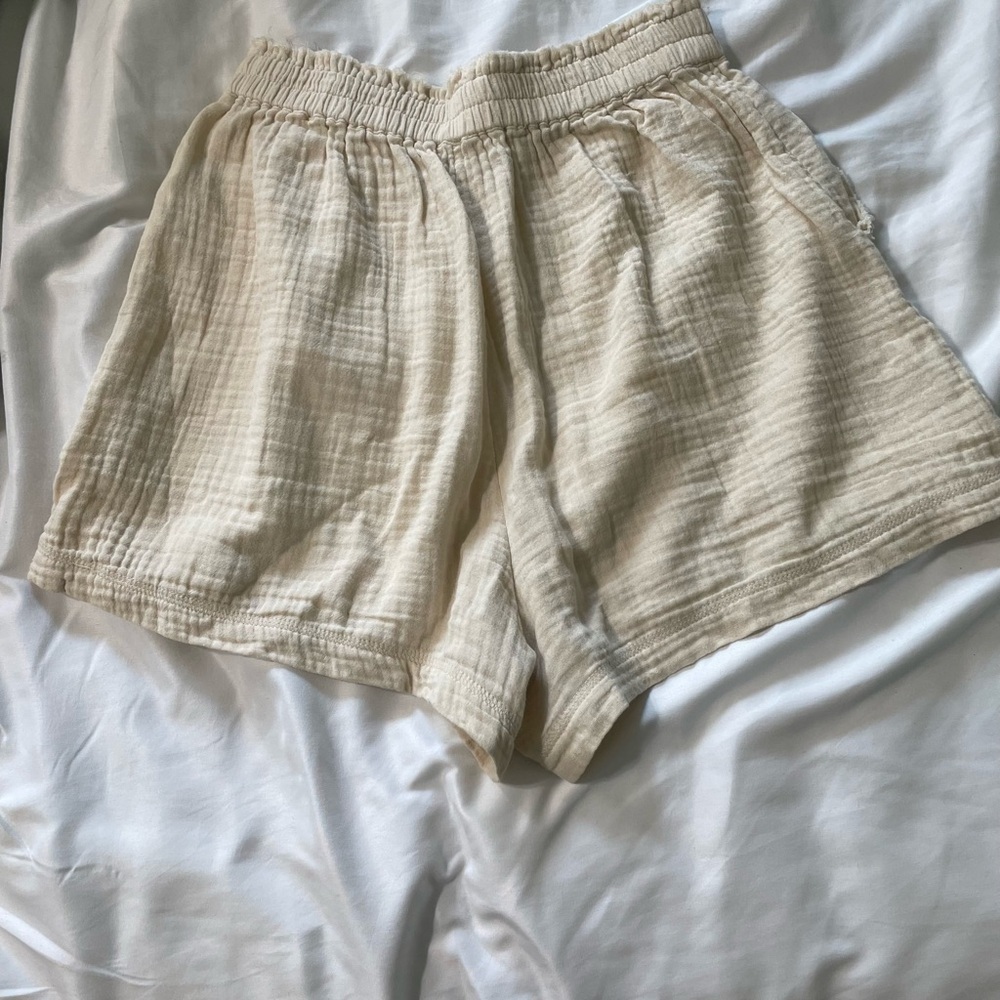 Aerie Cream Like New High Waist Waffle Knit Shorts Elastic Waistband Size Small - Picture 4 of 6